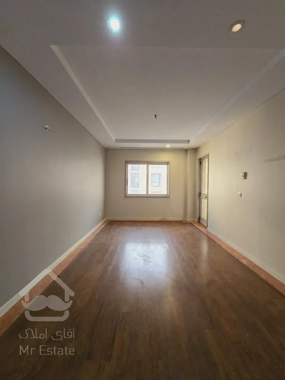 رهن برج باغ 220 متری در زعفرانیه