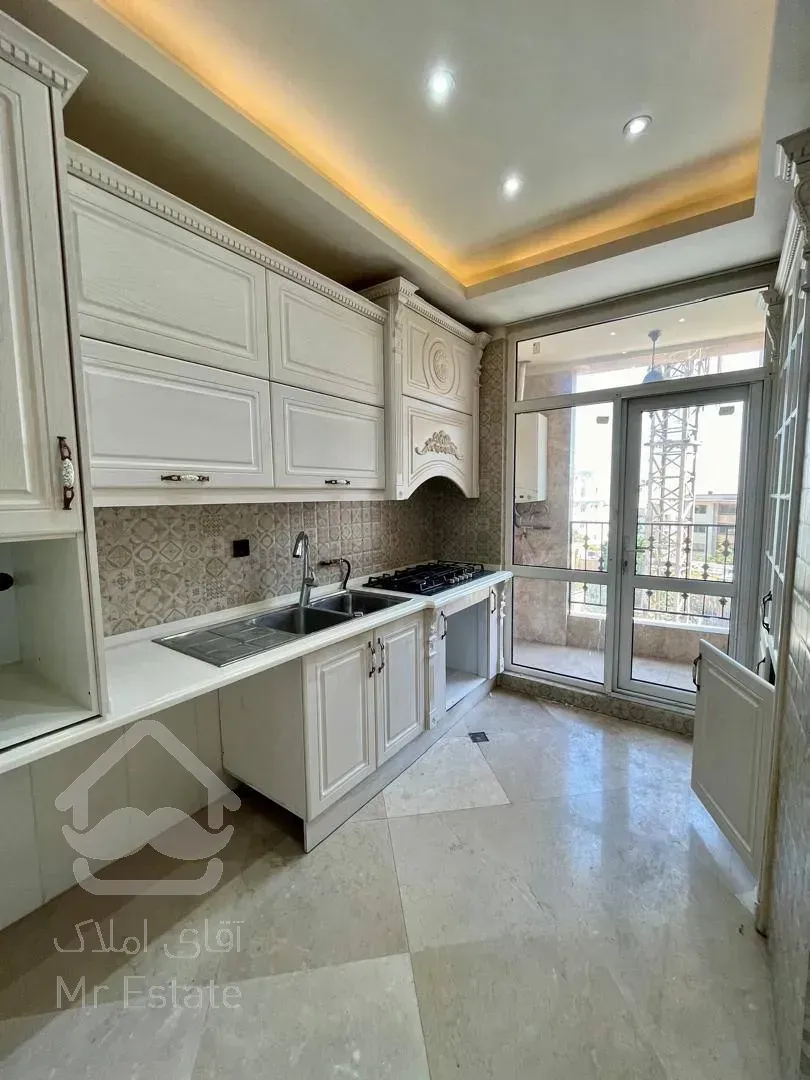 فروش آپارتمان 160  متری در زعفرانیه