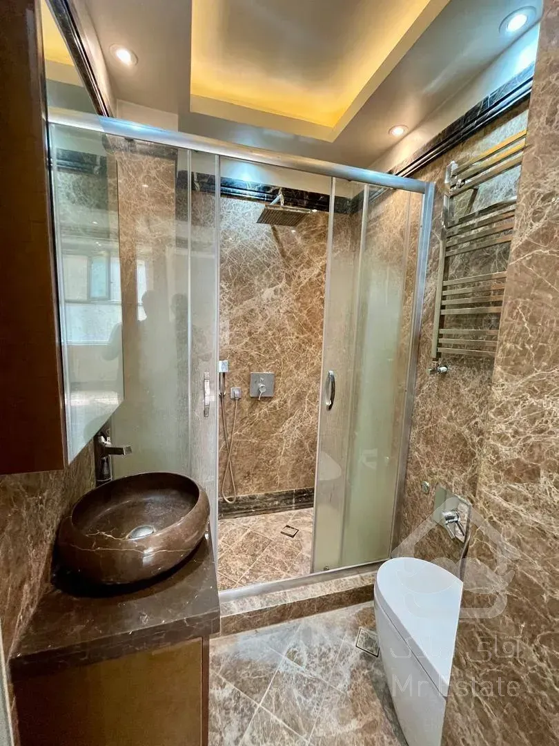 فروش آپارتمان 160  متری در زعفرانیه