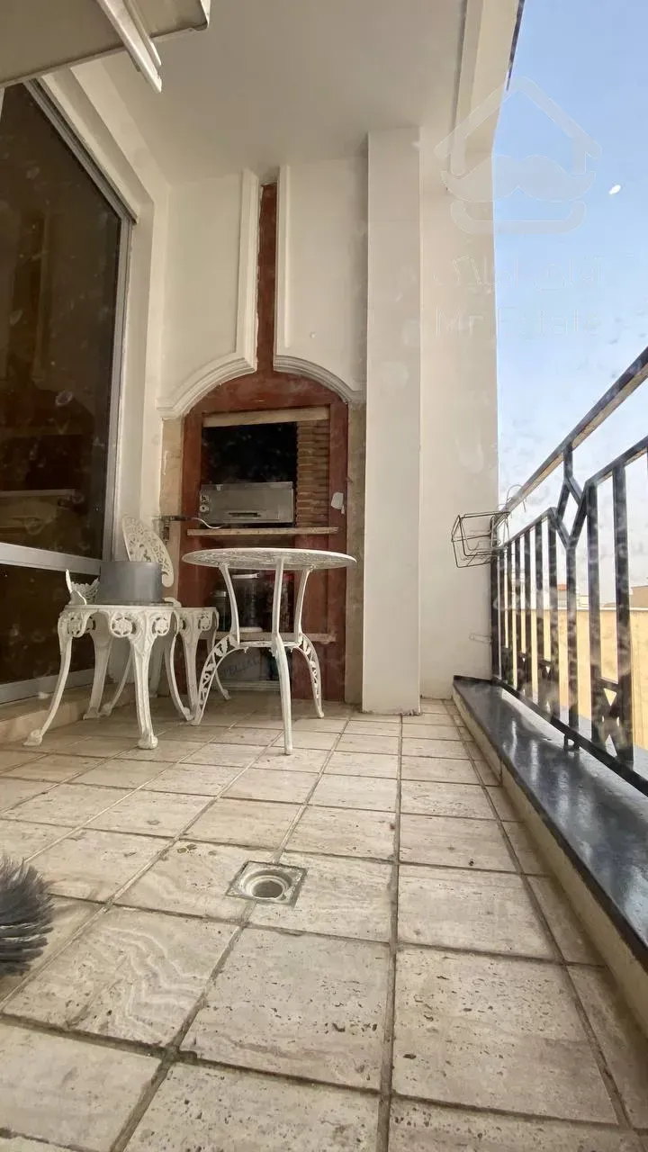 فروش آپارتمان 260 متری در زعفرانیه