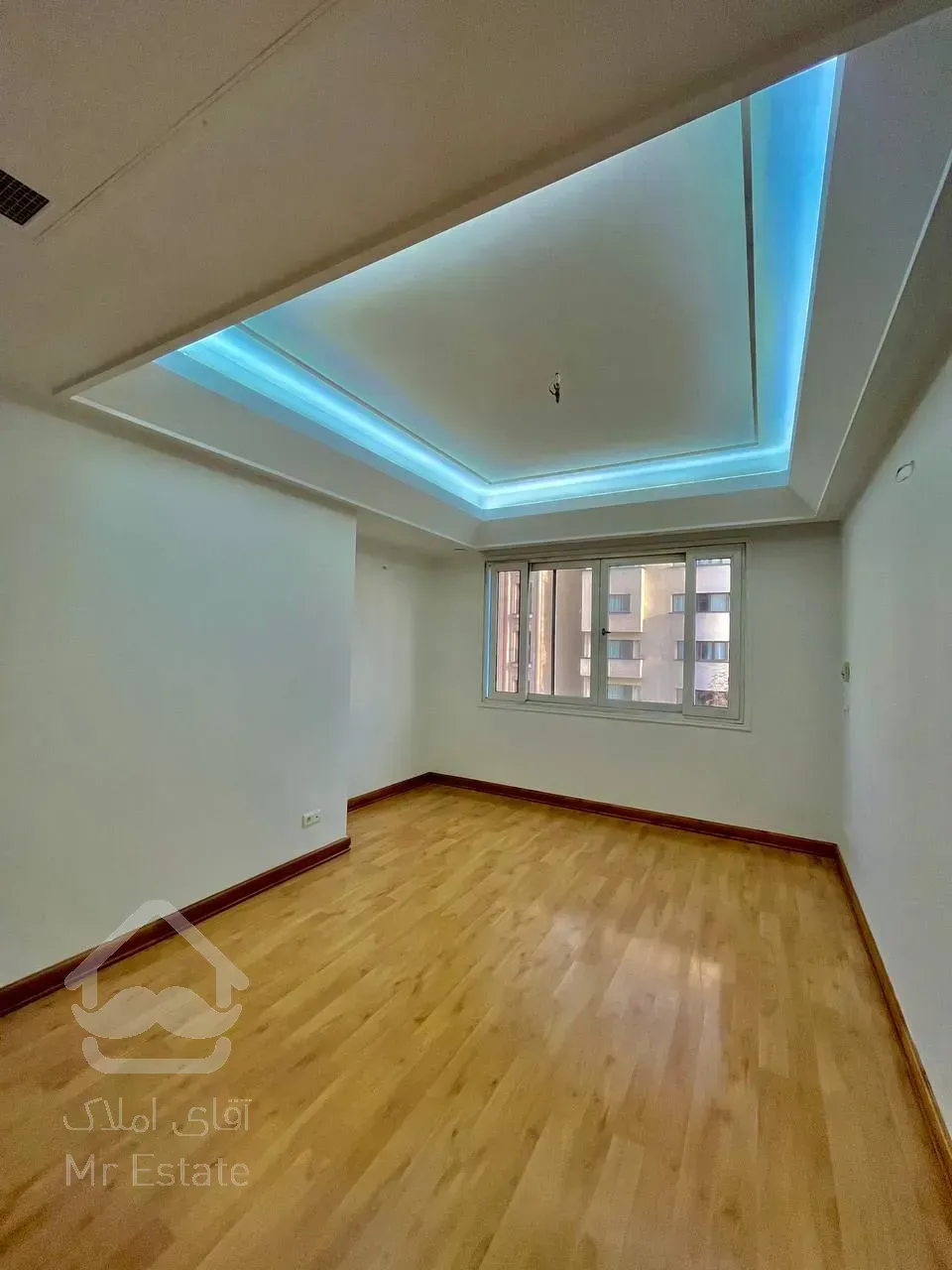 فروش آپارتمان 175 متری در زعفرانیه