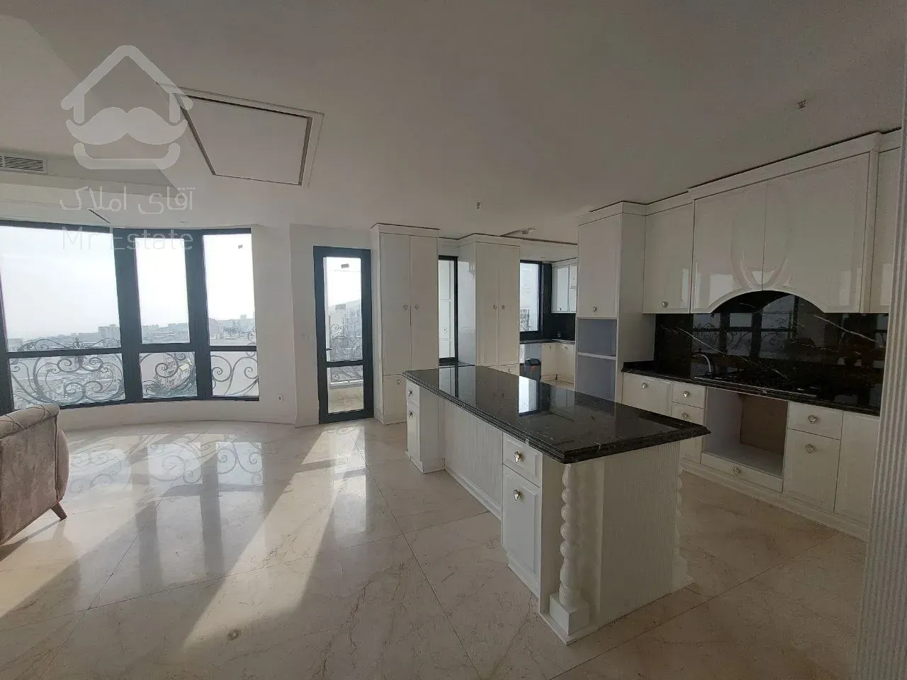 رهن آپارتمان 290 متری در ولنجک