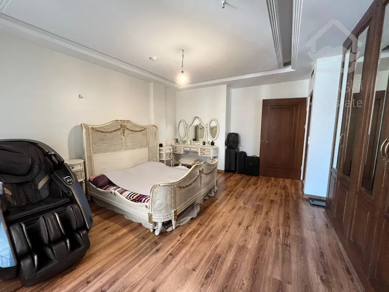 فروش آپارتمان 189 متری در محمودیه