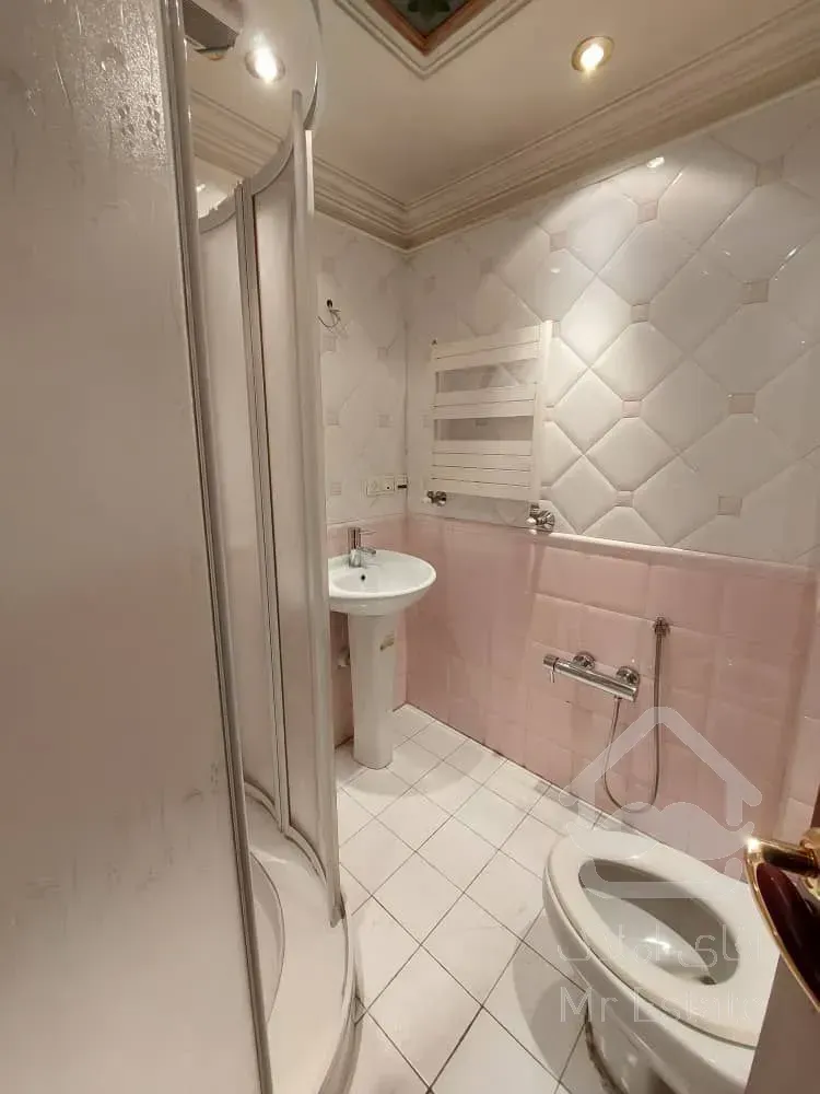 رهن آپارتمان 183 متری در ولنجک