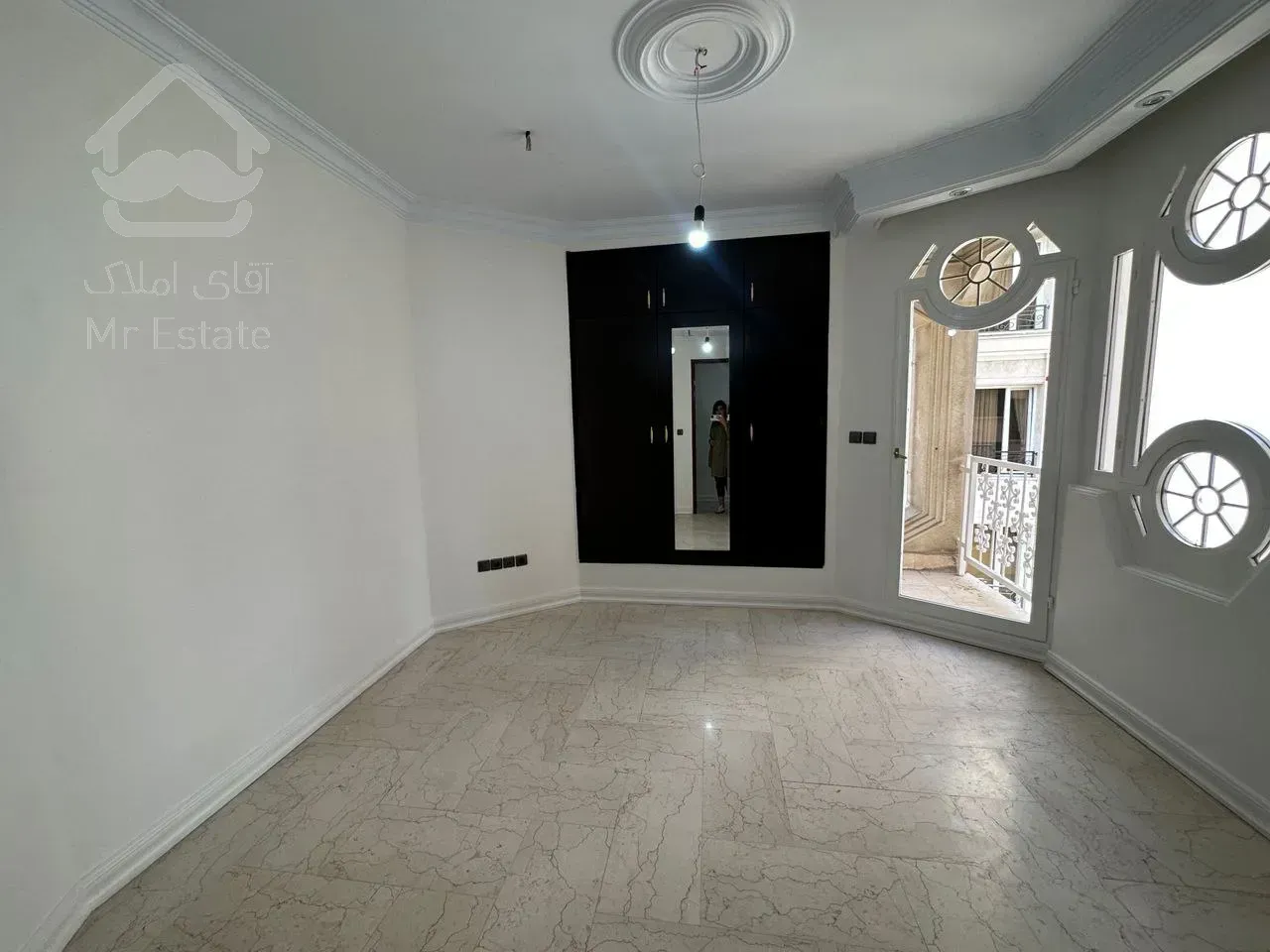 رهن آپارتمان 245 متری در زعفرانیه