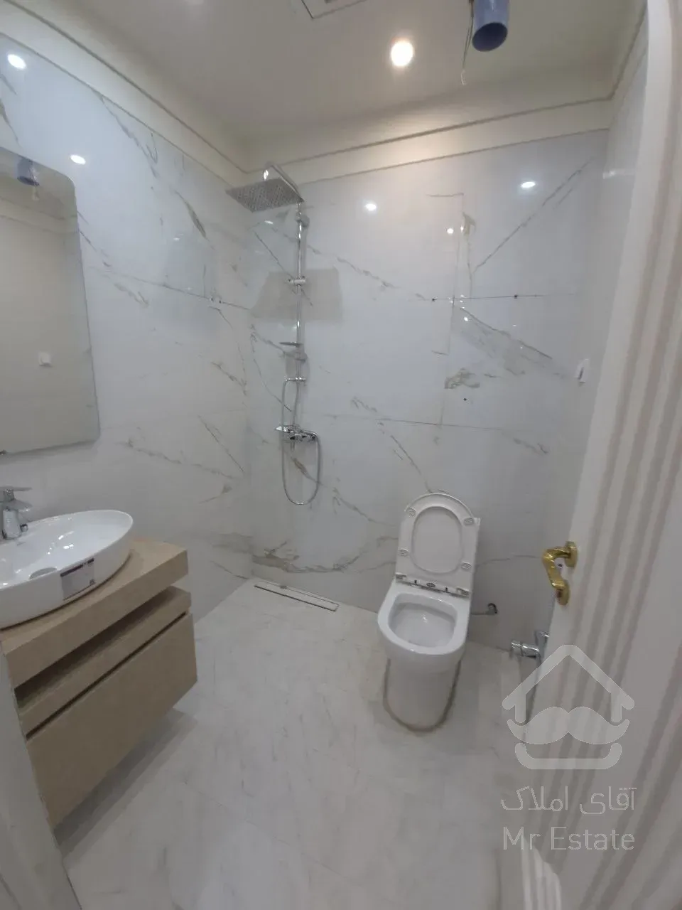 رهن آپارتمان 340 متری در ولنجک