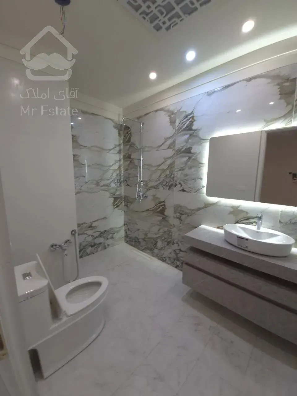 رهن آپارتمان 340 متری در ولنجک