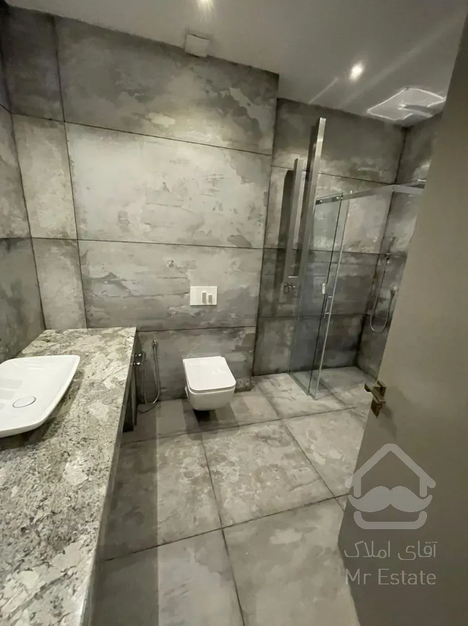 اجاره آپارتمان 380 متری در زعفرانیه