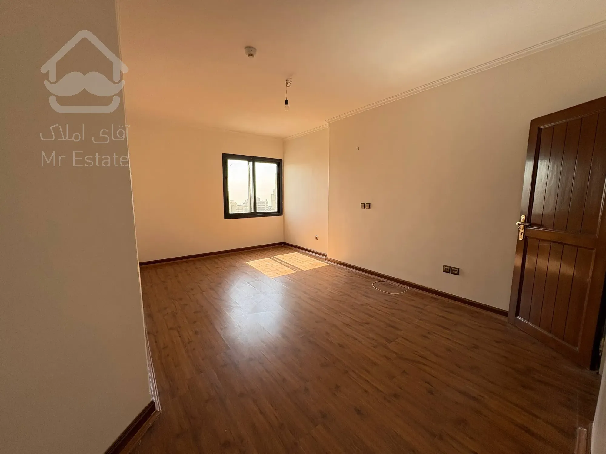 رهن آپارتمان 190 متری در ولنجک