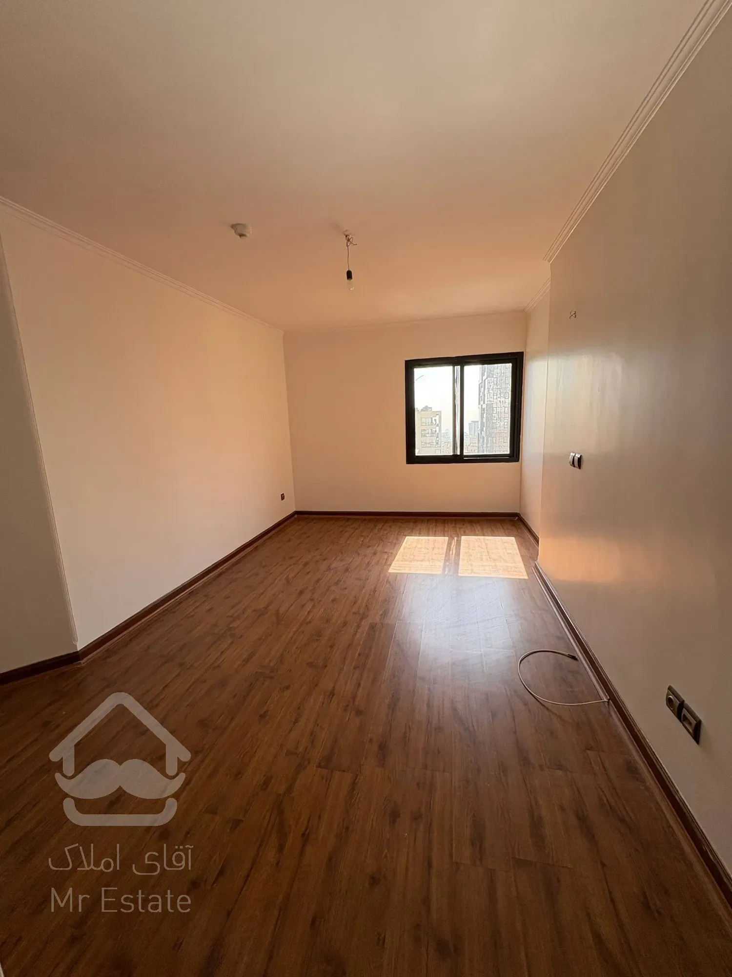 رهن آپارتمان 190 متری در ولنجک