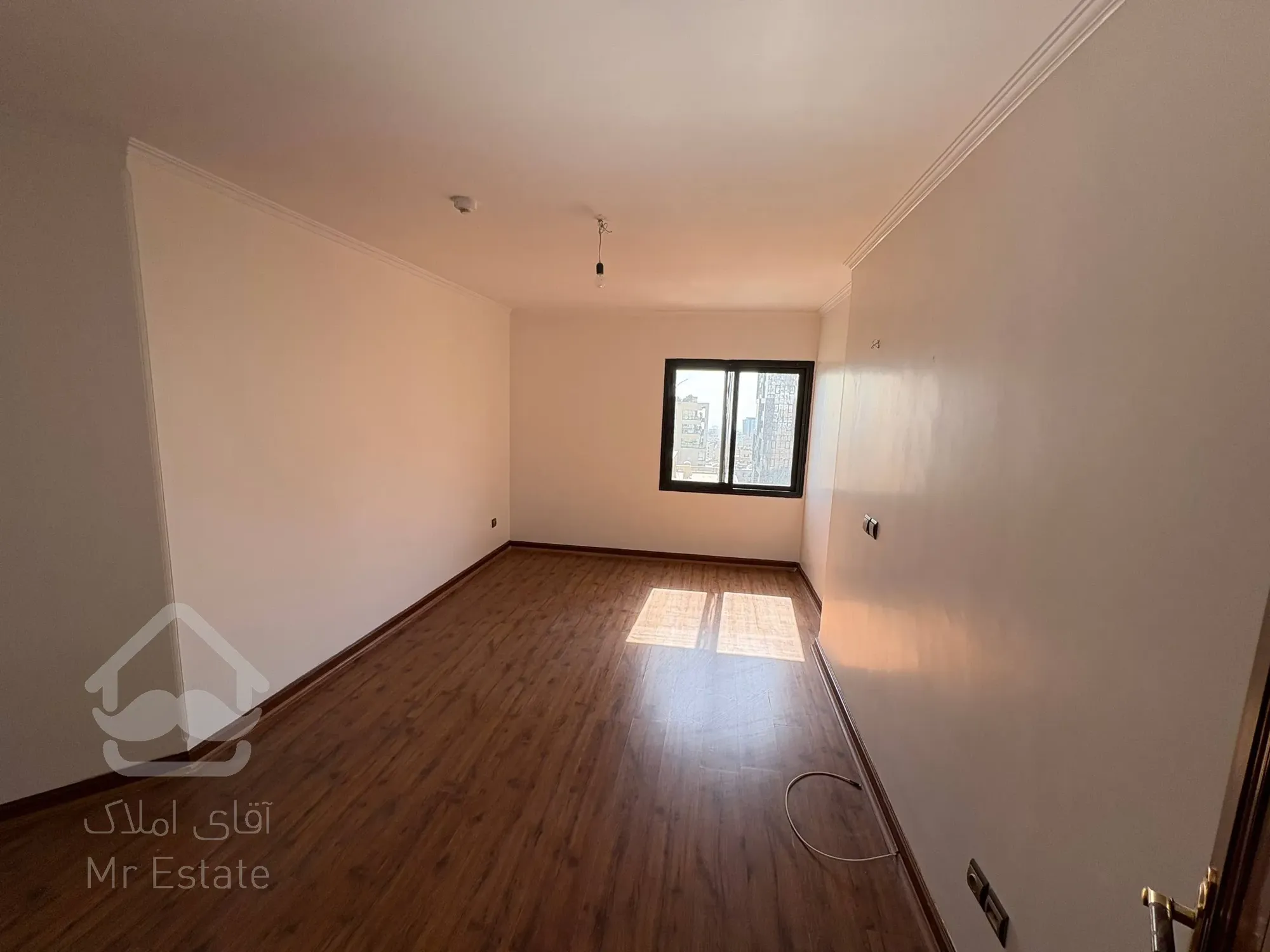 رهن آپارتمان 190 متری در ولنجک