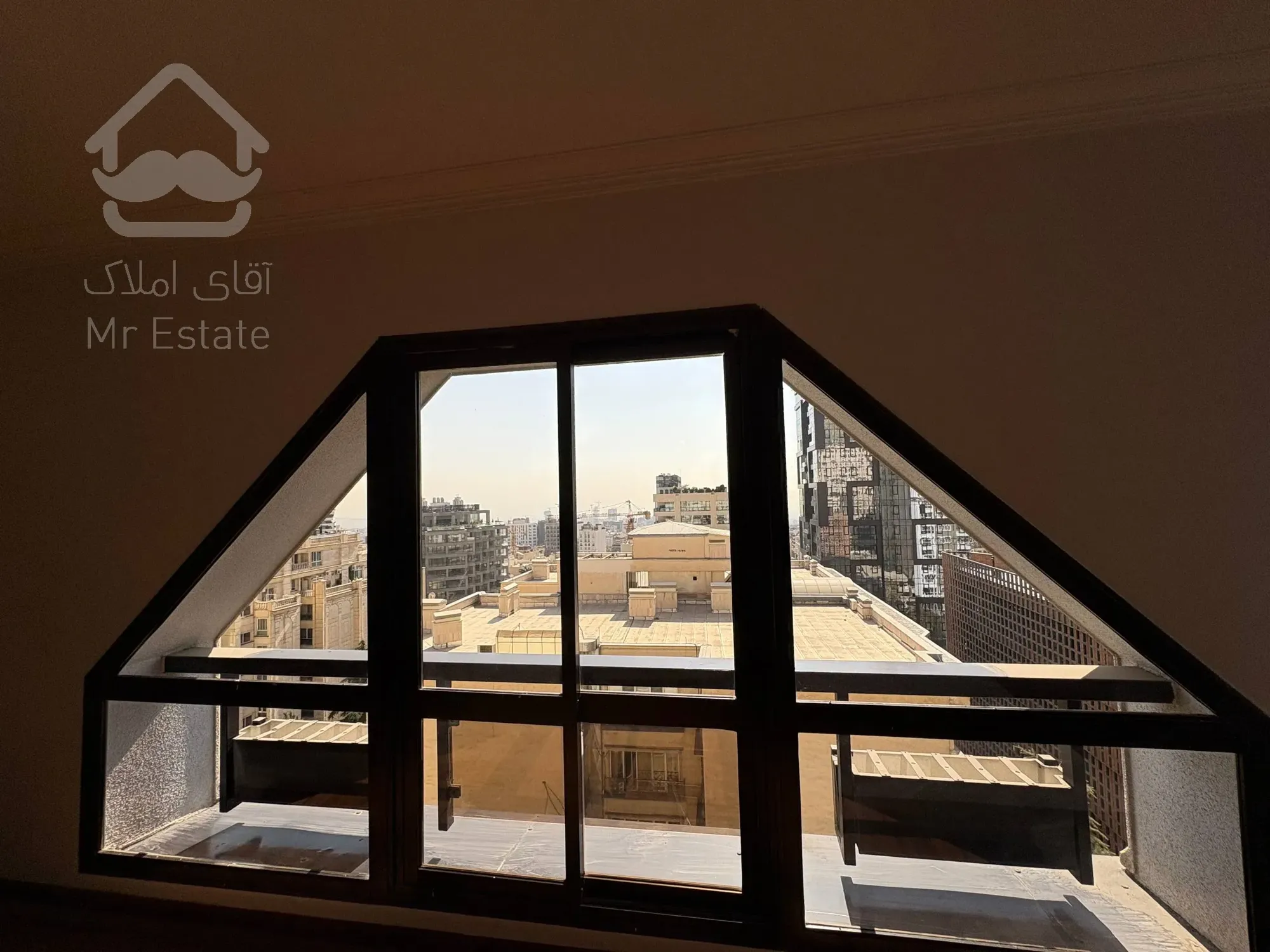 رهن آپارتمان 190 متری در ولنجک