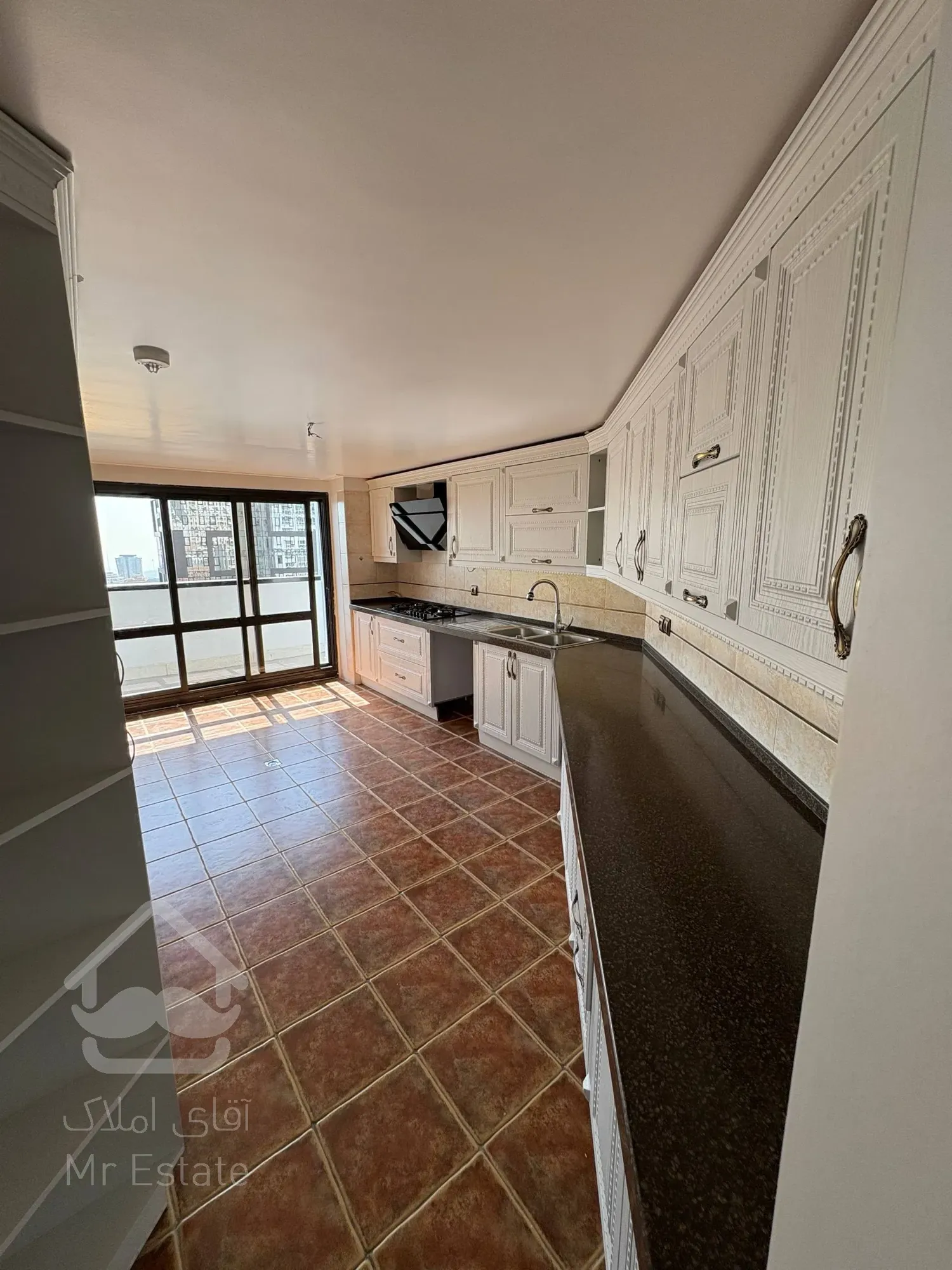 رهن آپارتمان 190 متری در ولنجک