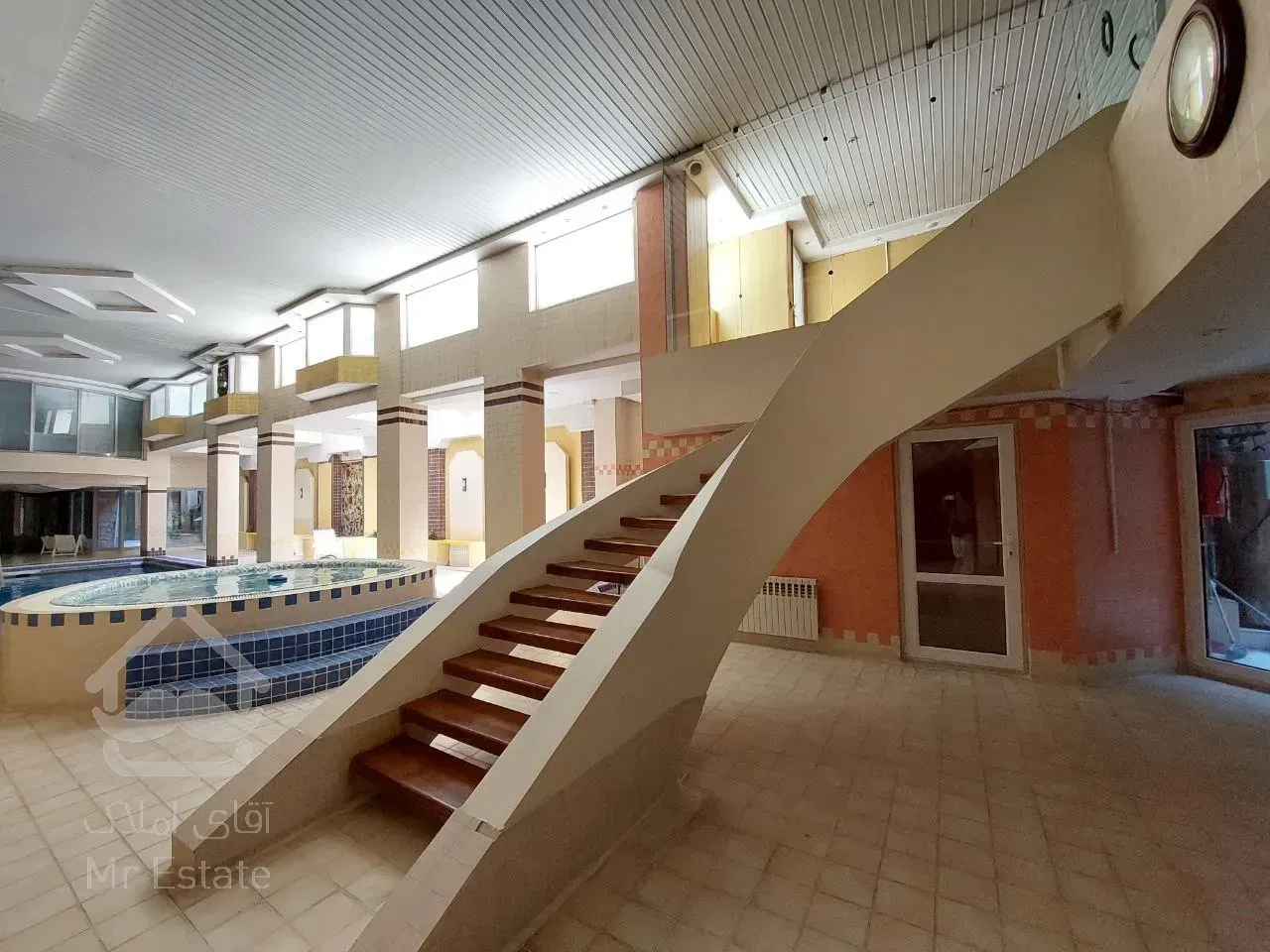 اجاره برج باغ 255 متری در زعفرانیه