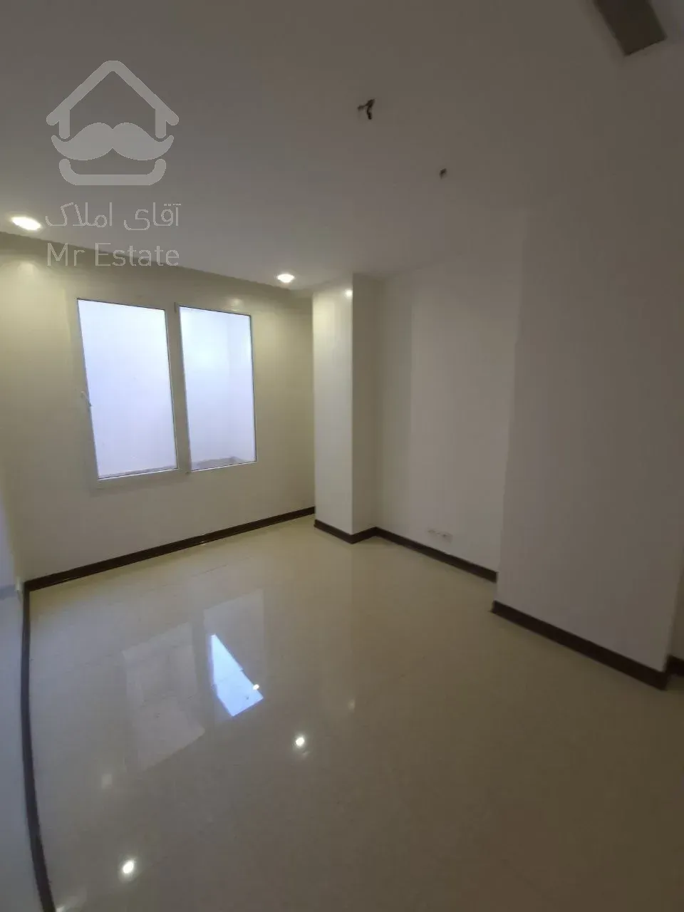 رهن آپارتمان 370 متری در زعفرانیه