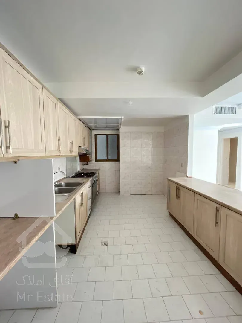 فروش آپارتمان 264 متری در زعفرانیه