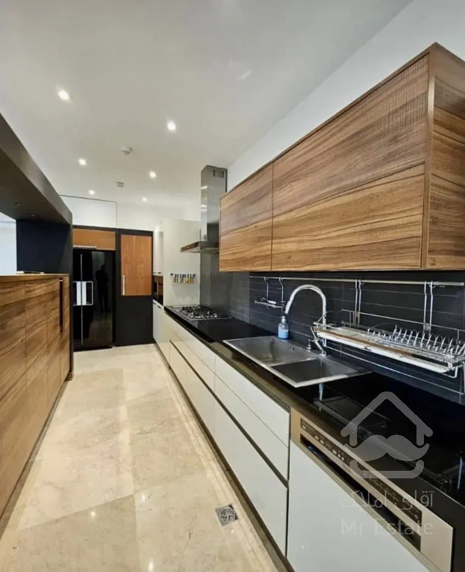 فروش آپارتمان 132 متری در ولنجک