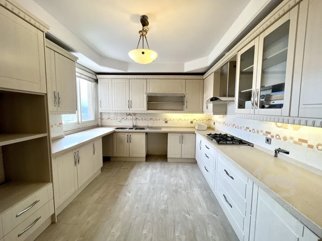 فروش آپارتمان 205 متری در ولنجک