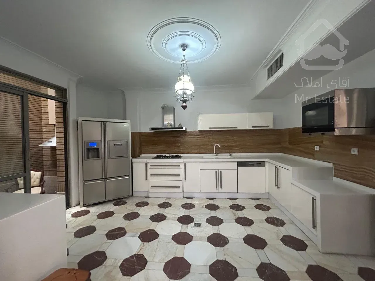 اجاره ویلایی 570 متری در زعفرانیه