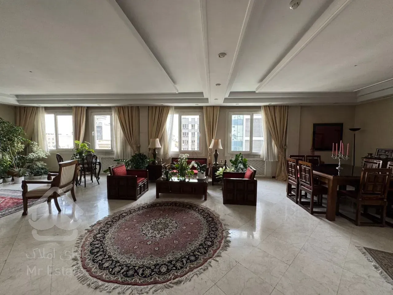 فروش آپارتمان 267 متری در زعفرانیه