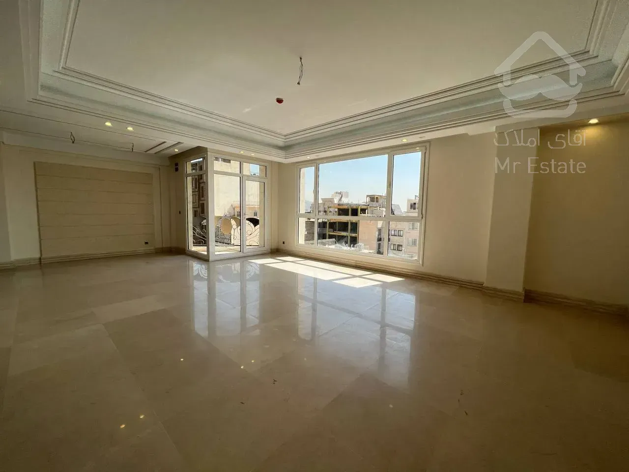 فروش آپارتمان 173 متری در زعفرانیه