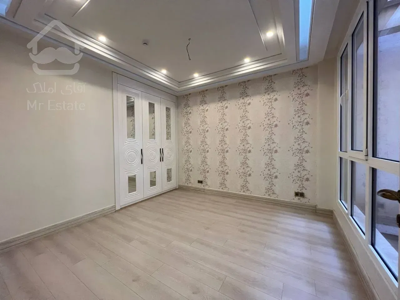 فروش آپارتمان 173 متری در زعفرانیه