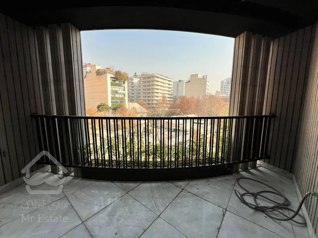 فروش آپارتمان 192 متری در محمودیه