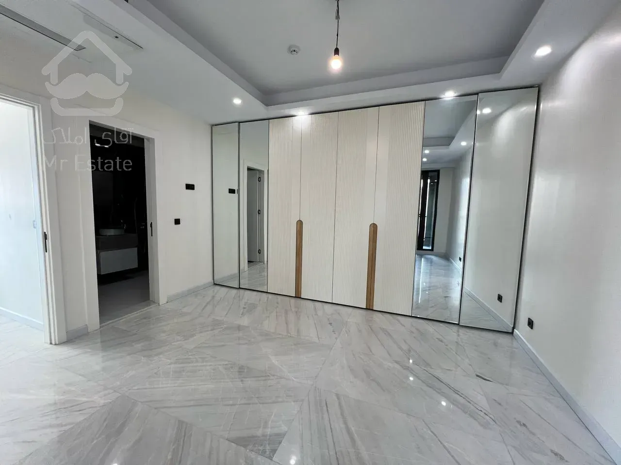 فروش آپارتمان 192 متری در محمودیه