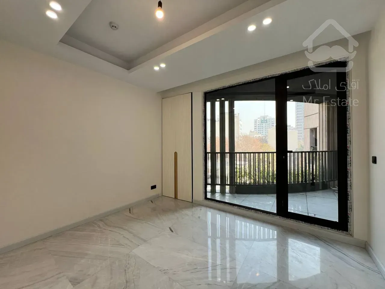 فروش آپارتمان 192 متری در محمودیه