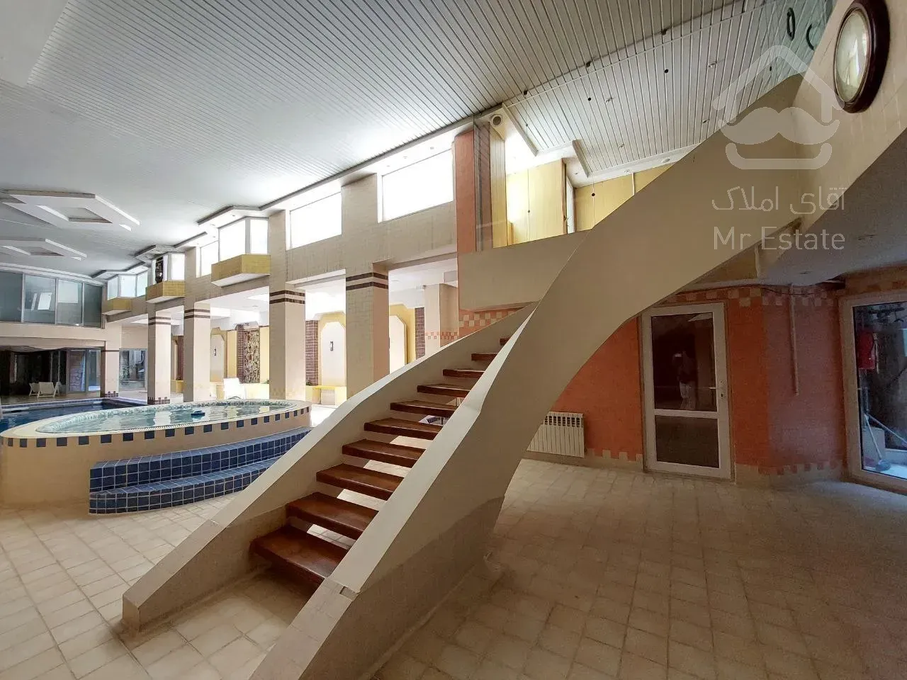 اجاره برج باغ 255 متری در زعفرانیه