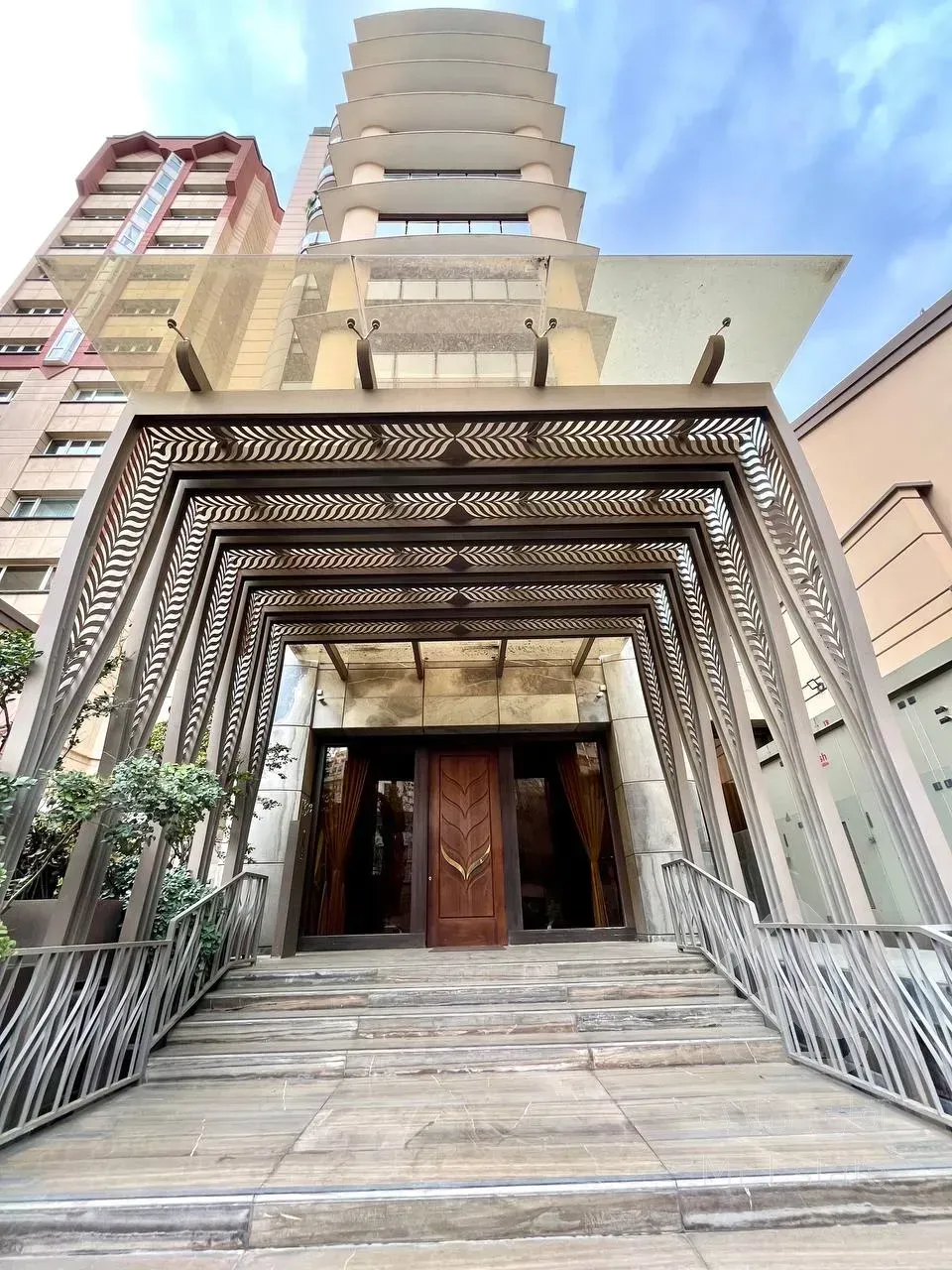 فروش برج باغ 323 متری در ولنجک