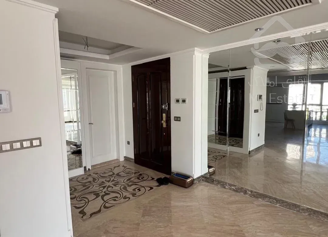 فروش آپارتمان 275 متری در زعفرانیه