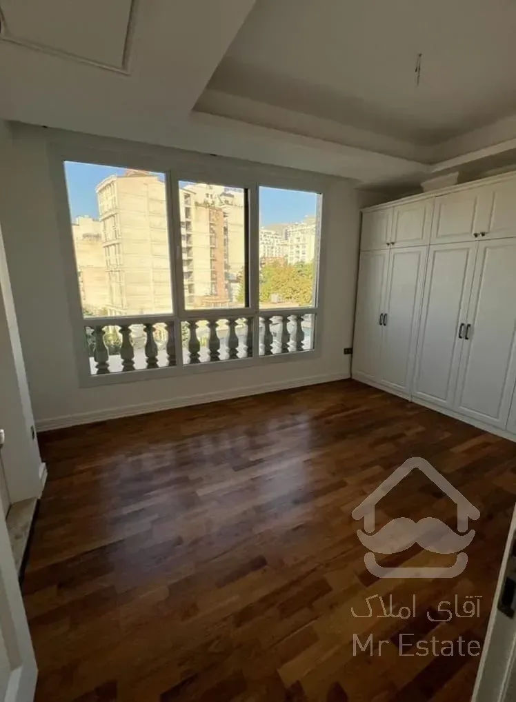 فروش آپارتمان 275 متری در زعفرانیه