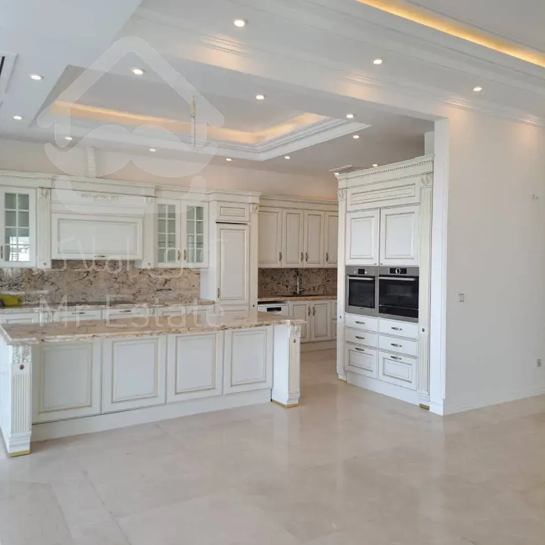 رهن آپارتمان 550 متری در محمودیه