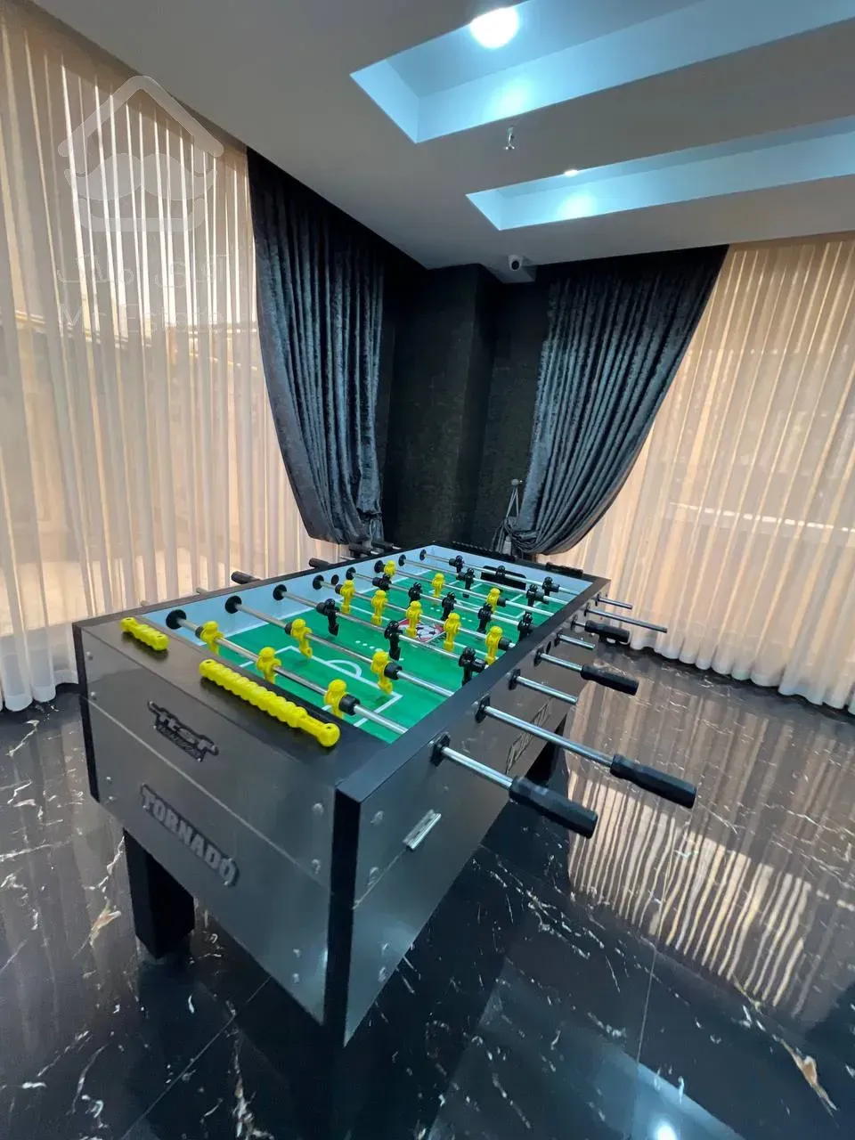 پیش فروش آپارتمان ۲۳۰ متری مدرن سه خواب در بلوار ارتش