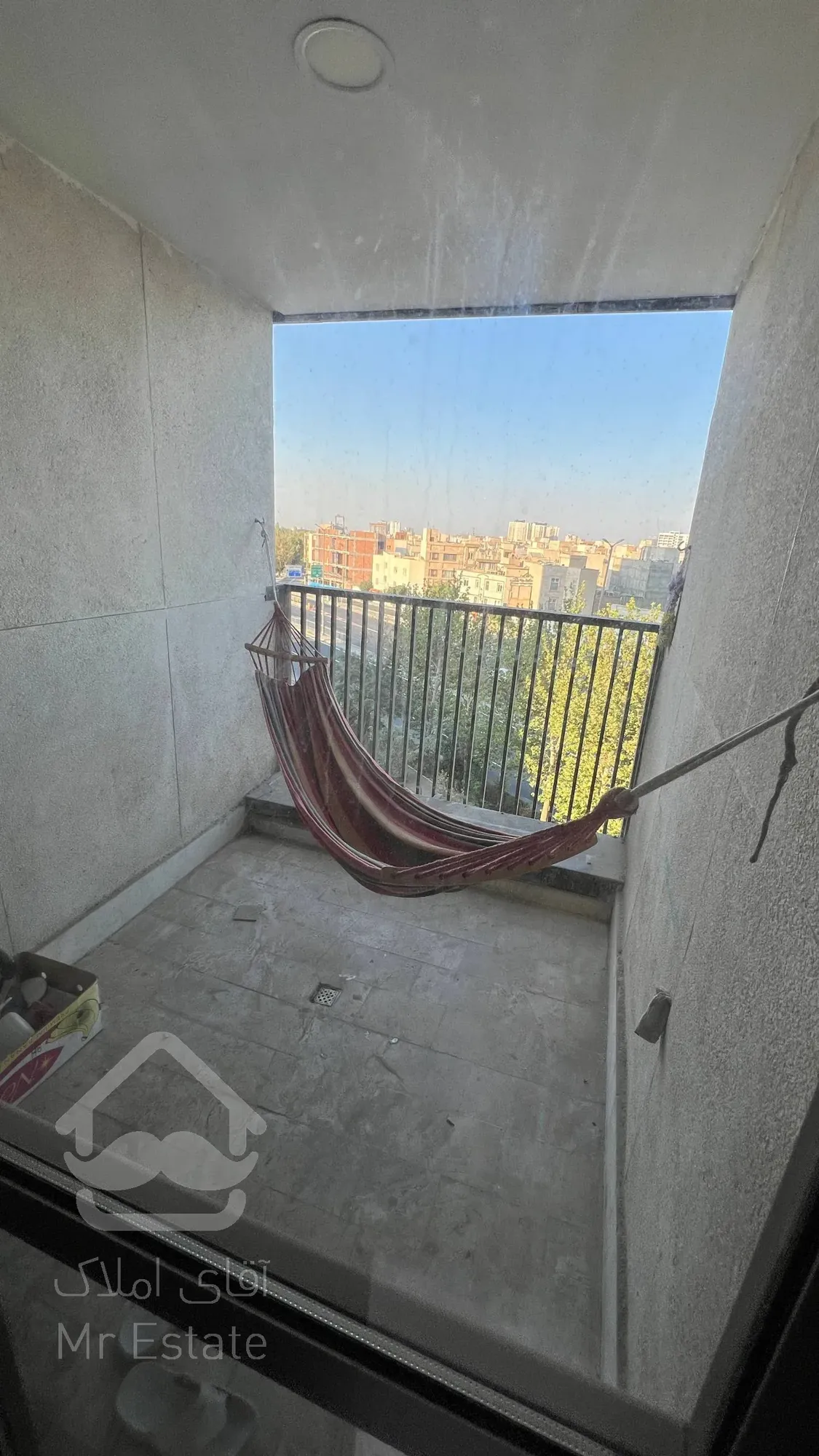 100 متری در برج پردیس المپیک پردیس المپیک