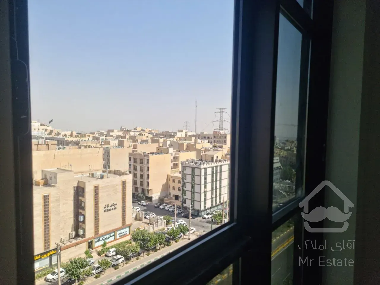 فروش واحد اداری در پونک / فلت و با امکان دسترسی 24 ساعته به آفیس