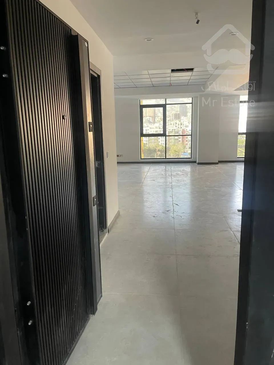 فروش  91متری اداری/شرایط پرداخت ویژه