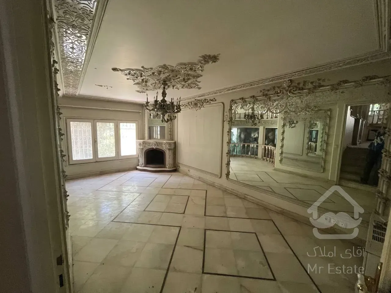 فروش کلنگی ویلایی 530 متری با بر 50 نیاوران اکازیون