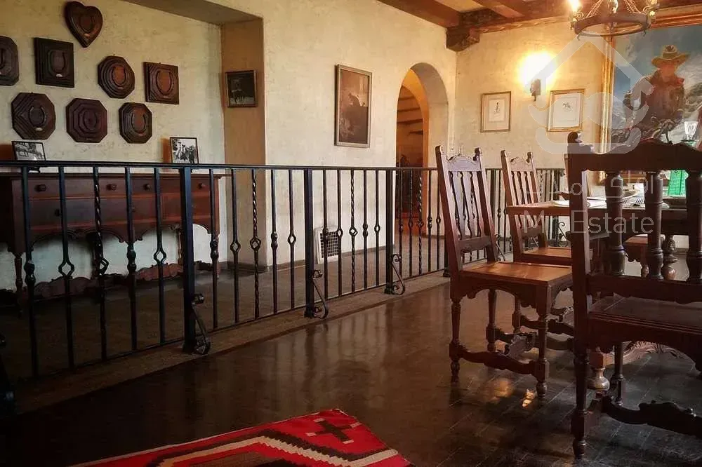 فروش ویلای لوکس 800 متری در شهرک غرب اکازیون