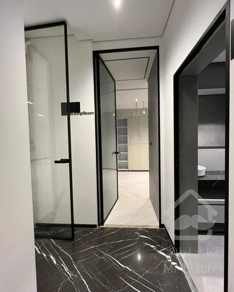 خرید آپارتمان 130 متری 3 خواب در نیاوران فول مشاعات دید و ویو دار