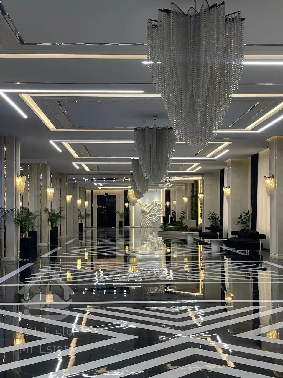 پیش فروش واحد  121 متر پروژه لوکس رونیکا پالاس نارمک