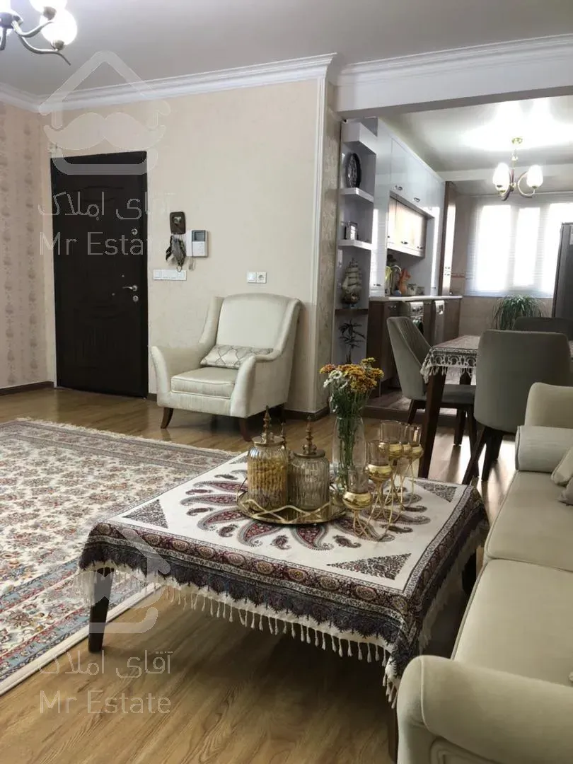 ۱۵۰ متر غرق نور