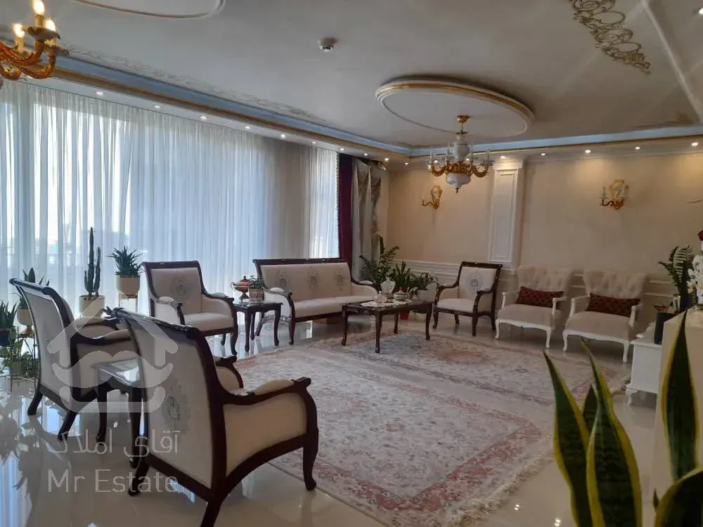 خرید کلنگی ویلایی جواز دار 440 متری در شهرک لاله