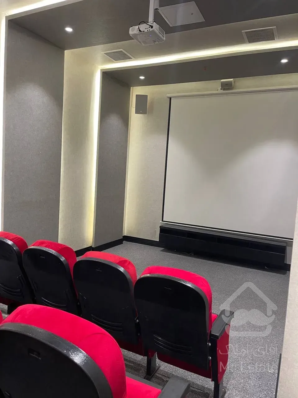 پیش فروش آپارتمان 117 متری لوکس با طراحی مدرن و مشاعات آبی در رونیکا پالاس لاله