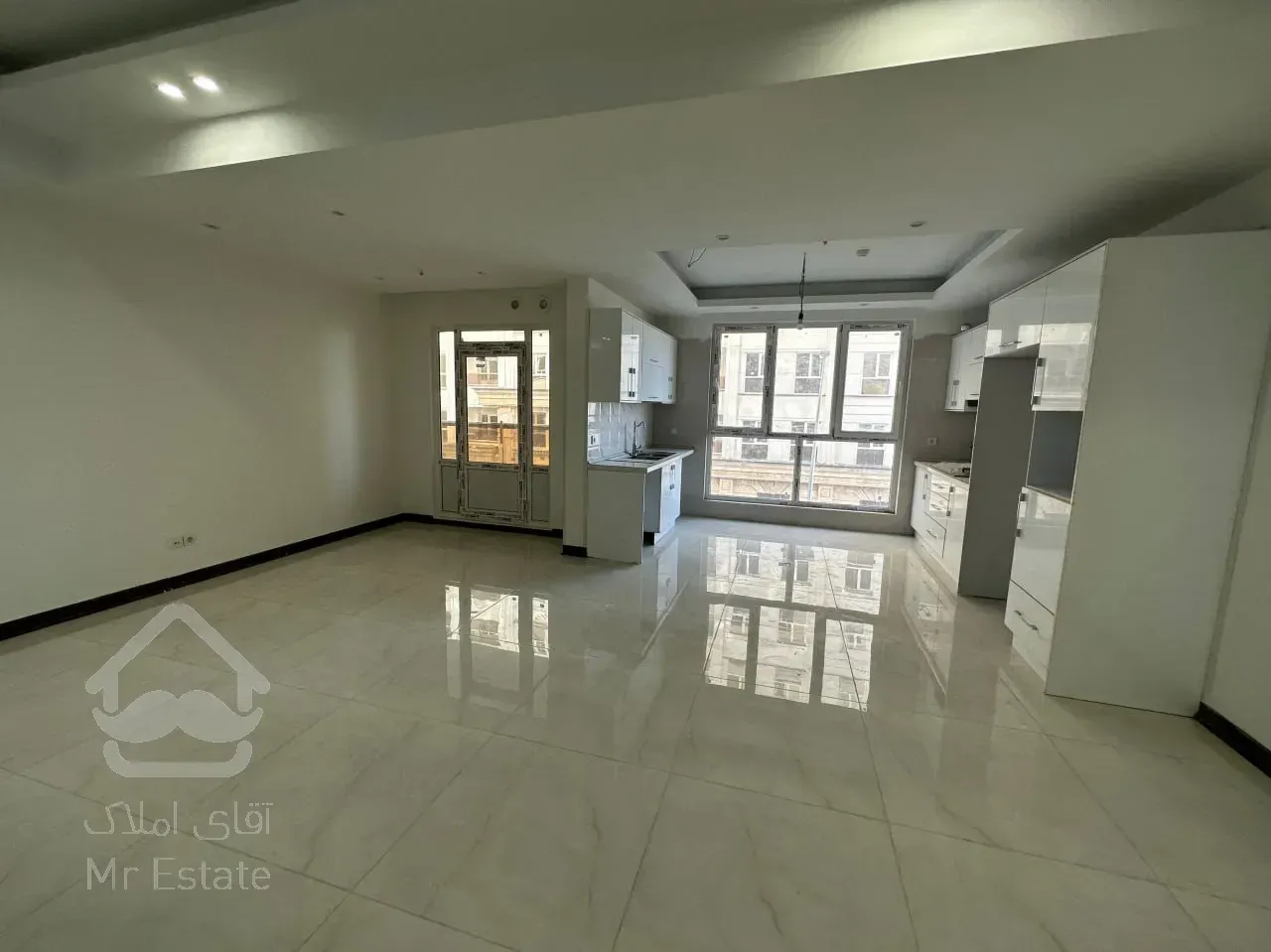 فروش آپارتمان سه خوابه 177 متری برج رونیکاپالاس هروی مستقیم از سازنده