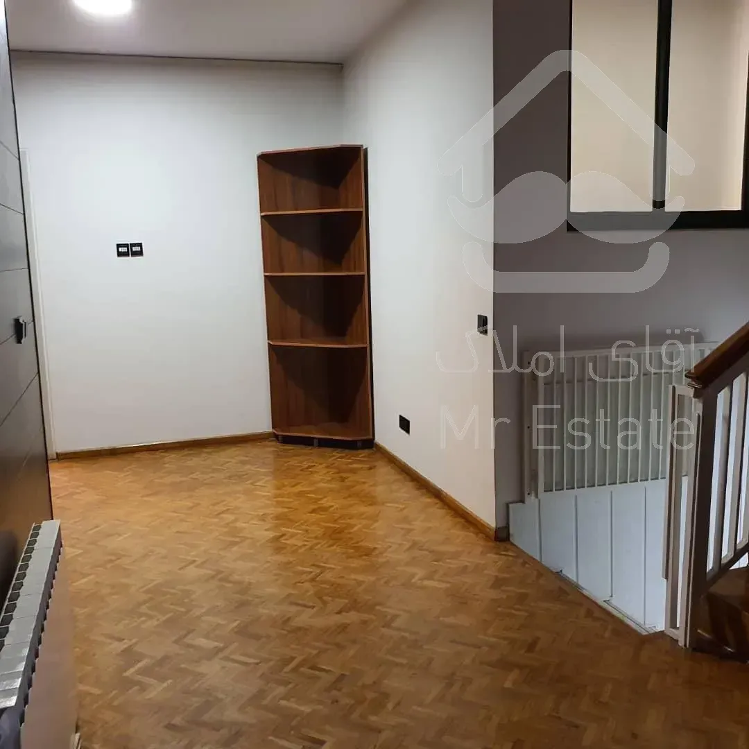 فروش 485 متر ویلایی زیر قیمت فرمانیه