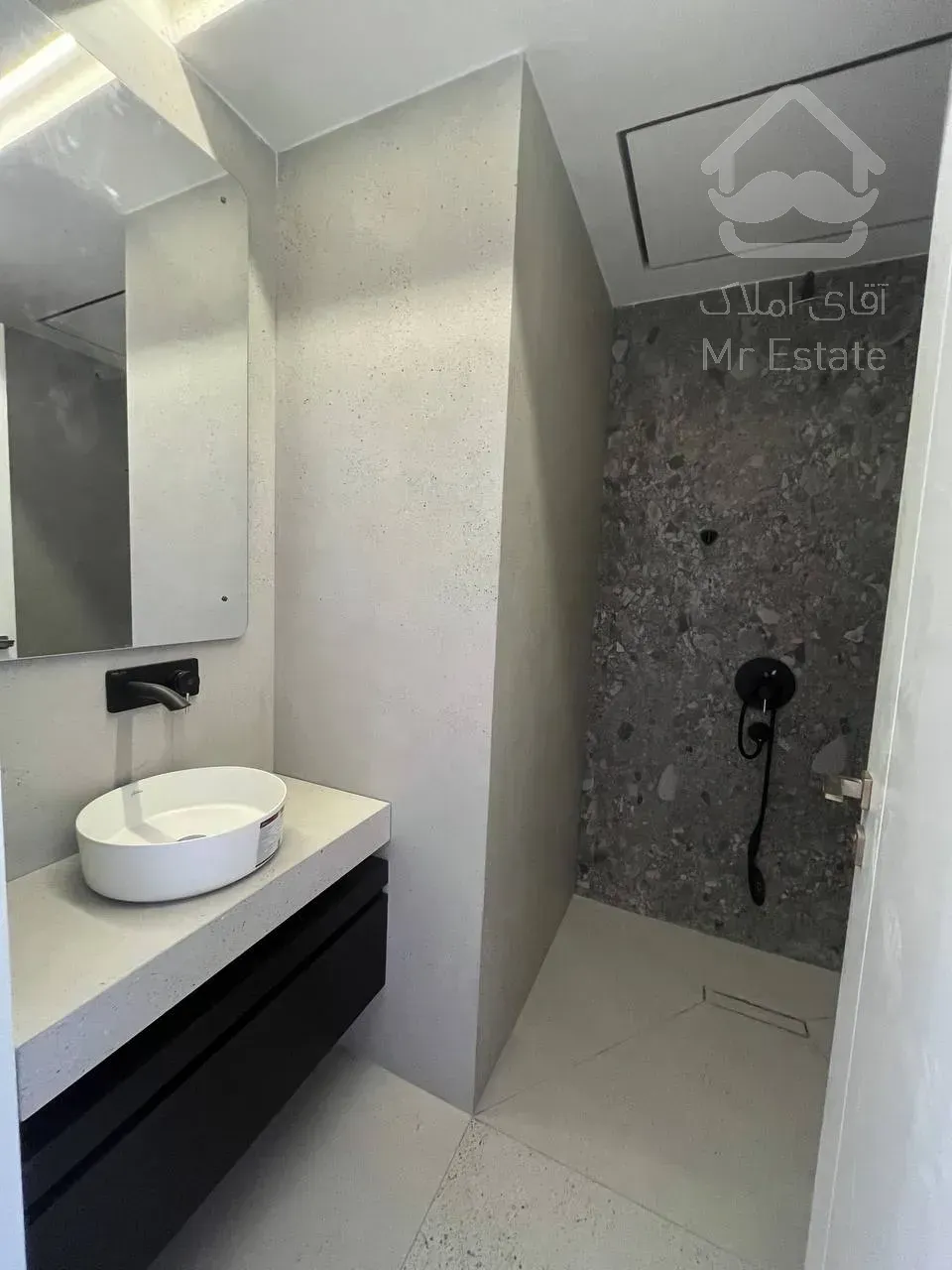 خرید آپارتمان 110 متری 2 خواب در نیاوران برج باغ مشاعات هتلینگ