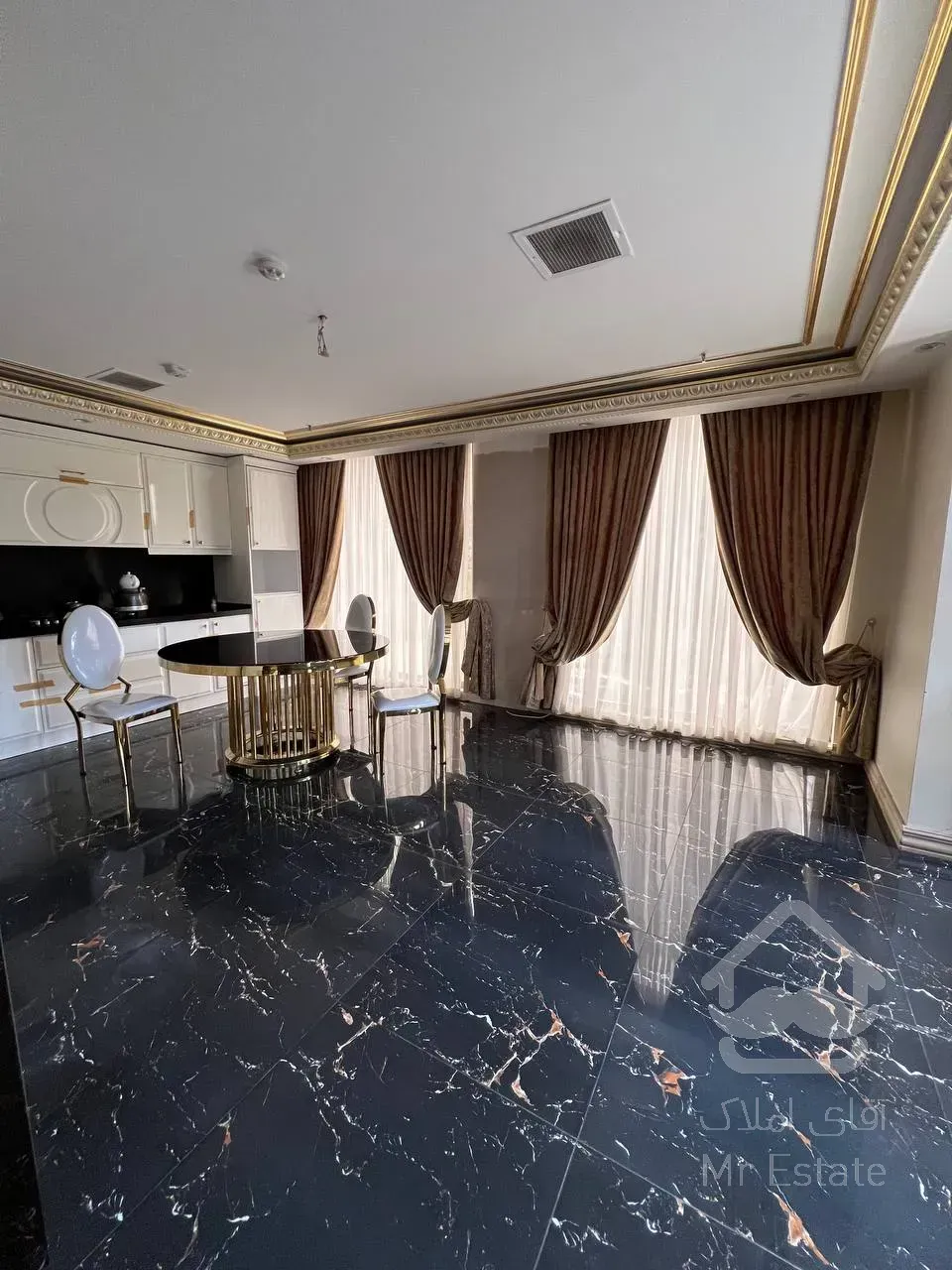 آغاز پیش فروش رونیکا پالاس نیایش برای آنانکه خانه را فقط سقف نمیدانند