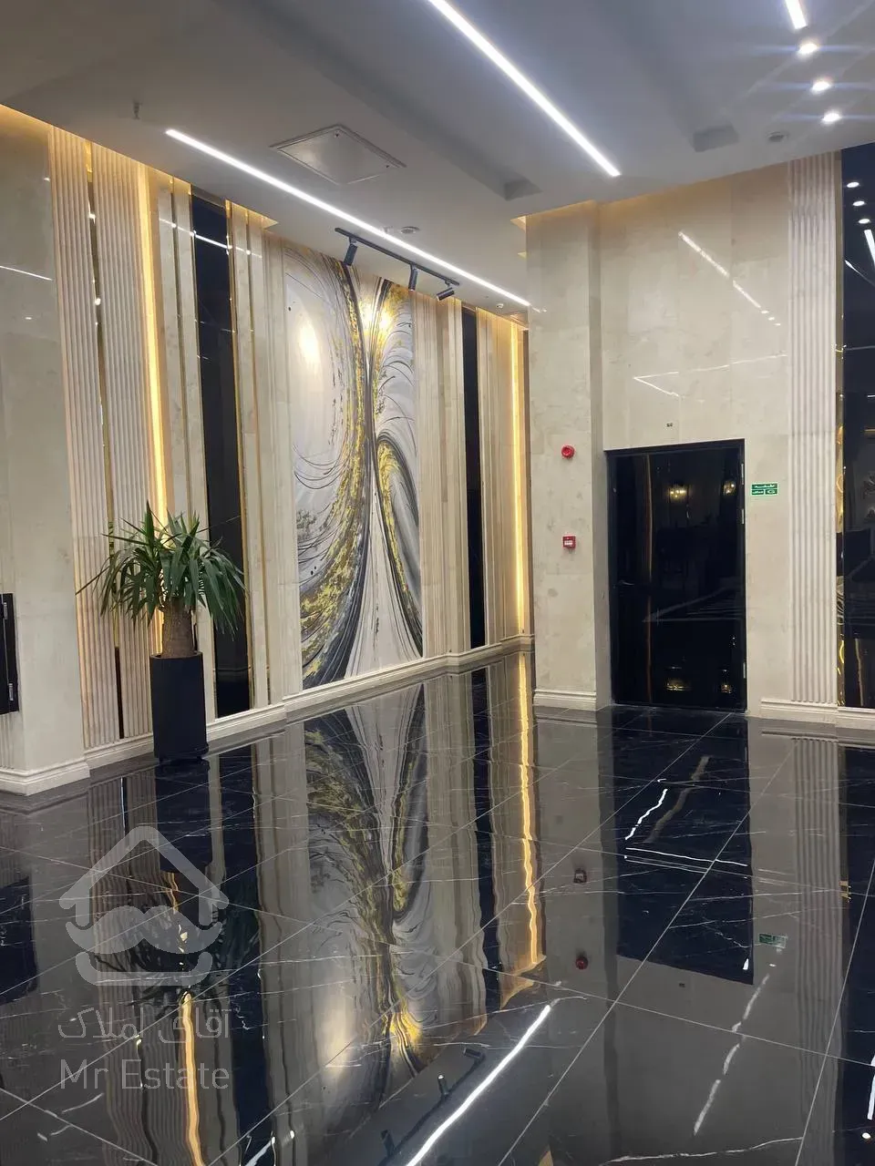 پیش فروش 123متر رونیکا پالاس لاله /فول امکانات در تاپ لوکیشن درشرق تهران